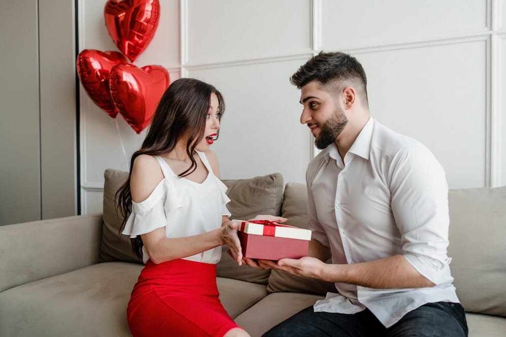 Send Personalized Gifts Online